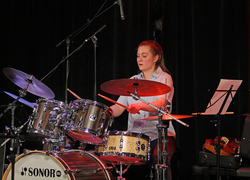 Liliane Haug: Independence   