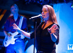 Yvonne Moore BluesBand - «In Praise of Mose»