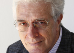 Werner Van Gent - liest aus seiner bitterbösen Zukunftsnovelle «Justice on Demand»