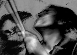 Overtwist - Audiovisuelle Performance mit Perkussion und Videoprojektion