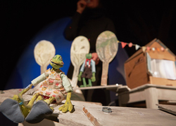 Lupine: Nour zieht um - Figurentheater ab 4 Jahren