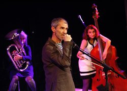 Nina Theater: Gschnorr - Musikalisches 