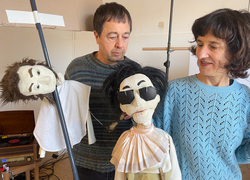 Theater Sgaramusch: Rosa - Festival jups | ab 5 Jahren