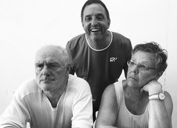 Grauzone - Tragikomödie des Warumnid-Theaters